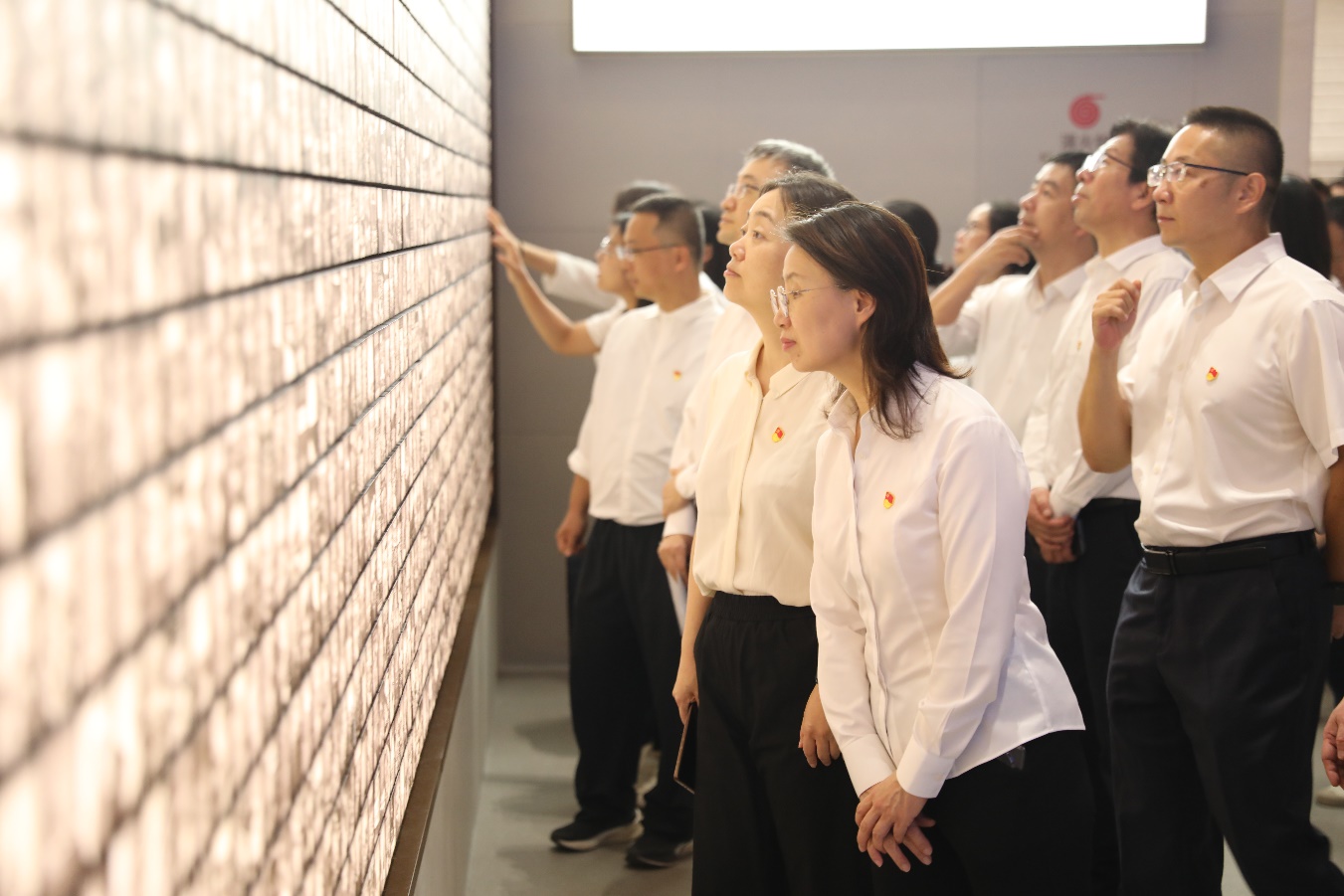 image005.jpg image005.jpg